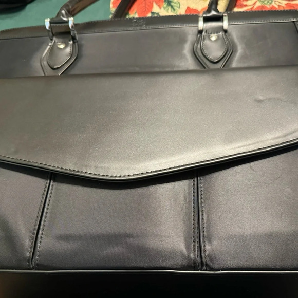 Mobile Edge Onxy Geneva Special Edition Laptop - Picture 2 of 15